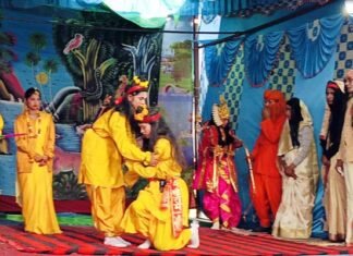 छ दशक बाद साकिनखेत की रामलीला मंचन की हुई वापसी
