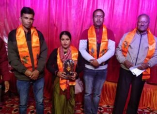 मनियारस्यूं थापला गांव में ऐतिहासिक रामलीला मंचन का शुभारंभ, शूर्पणखा का किरदार निभाएंगी प्रसिद्ध अभिनेत्री कोमल राणा नेगी