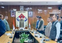 उत्तराखंड कैबिनेट ने वरिष्ठ आंदोलनकारी एवं पूर्व कैबिनेट मंत्री दिवाकर भट्ट को दी श्रद्धांजलि
