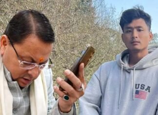 मुख्यमंत्री पुष्कर सिंह धामी ने एंजेल चकमा के पिता से की फोन पर वार्ता, हत्यारोपियों को सख्त सजा दिलाने का आश्वासन