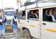 रुद्रप्रयाग में 28 गांवों के 200 छात्र-छात्राओं को विद्यालय आने जाने के लिए मिली निःशुल्क वाहन सुविधा, जानिए वजह?