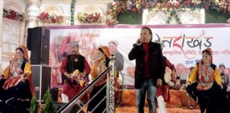 लोक गायक किशन महिपाल और माया उपाध्याय ने ग्रेटर नोएडा में बिखेरी उत्तराखंडी लोक संस्कृति की छटा
