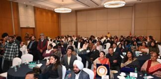 कुमाऊँ उदय सम्मान समारोह में पहुंचे सीएम धामी, विभिन्न क्षेत्रों में उत्कृष्ट कार्य करने वालों को किया सम्मानित Kumaon Uday Samman ceremony