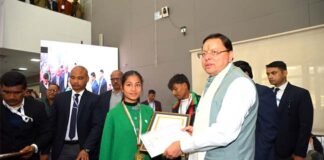 विश्व दिव्यांग दिवस पर मुख्यमंत्री ने दिव्यांगजनों को किया सम्मानित World Disability Day