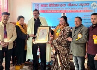 डॉ. गोविन्द चातक स्मृति आखर साहित्य सम्मान 2024 से सम्मानित हुए रंगकर्मी कुलानन्द घनशाला