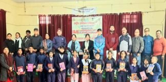 GGIC श्रीनगर में राष्ट्रीय आविष्कार अभियान के तहत आयोजित विज्ञान प्रदर्शनी में रचित पंवार रहे अव्वल