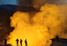 उत्तरकाशी के एक गांव में लगी भीषण आग, दो आवासीय भवन जलकर राख