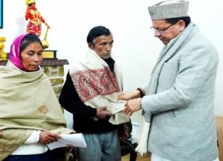 अंकिता भंडारी की मां और पिता से मिले मुख्यमंत्री धामी, न्याय का दिलाया भरोसा