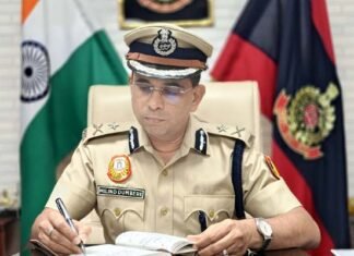 राष्ट्रीय सम्मान: आईपीएस मिलिंद महादेव डुंबरे विशिष्ट सेवा पदक से सम्मानित