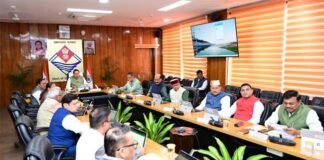 मंत्रिमंडल विस्तार के बाद धामी कैबिनेट की पहली बैठक, वीर उद्यमी योजना सहित इन 16 प्रस्तावों पर लगी मुहर Dhami Cabinet's First Meeting after the Cabinet Expansion