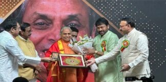 99TV के 2026 उगादि पुरस्कारालु: चिरंजीवी ने योगदा सत्संग सोसाइटी को सम्मानित किया