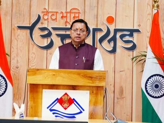 धामी सरकार की नई पहल, प्रदेश में सरकारी आवासों के पुनर्निर्माण और नए निर्माण की योजना तेज