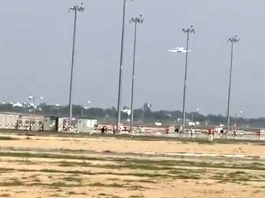 नोएडा इंटरनेशनल एयरपोर्ट से पहली फ्लाइट, सीएम योगी को लेकर रवाना हुआ विमान, देखिए वीडियो first flight took off from Noida International Airport