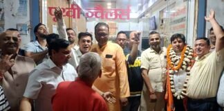 हेमंत जोशी के खोड़ा नगर पालिका में मनोनीत सभासद बनने पर भव्य स्वागत, क्षेत्र में खुशी की लहर