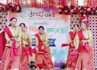 ग्रेटर नोएडा में उत्तराखंड सांस्कृतिक समिति का होली मिलन, बैठकी होली व लोकनृत्य ने बांधा समां