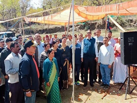 पौड़ी के कलेथ गांव में शहीद मुकेश कुमार पांडे की 30वीं पुण्यतिथि पर शहीदी दिवस, देशभक्ति के जयघोषों के बीच श्रद्धांजलि
