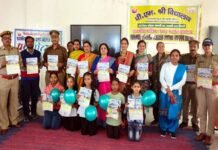 द्वाराहाट में नव प्रवेशित छात्राओं के लिए प्रवेश उत्सव आयोजित