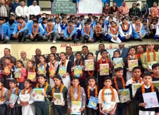 उत्तराखंड के स्कूलों में प्रवेशोत्सव के तहत 67,815 नये छात्रों ने लिया दाखिला, टिहरी जिले में सबसे कम, देहरादून में सबसे ज्यादा एडमिशन Admission Festival in Schools