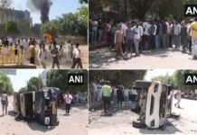 नोएडा में फैक्ट्री कर्मचारियों का आंदोलन भड़का, वाहनों में आगजनी से हालात बिगड़े, पुलिस ने दागे आंसू गैस के गोले Factory Workers Agitation in Noida