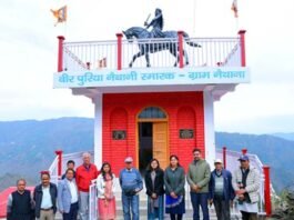 तहसील दिवस पर घंडियाल पहुंची डीएम, वीर पुरिया नैथानी स्मारक एवं सामुदायिक केंद्र का किया निरीक्षण, पट्टिका, साइनेज व सूचना पट्ट स्थापित के दिए निर्देश Veer Puriya Naithani Memorial and Community Center.