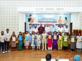 मुख्यमंत्री ने 483 अभ्यर्थियों को प्रदान किये नियुक्ति पत्र, साढ़े चार साल में 33 हजार अभ्यर्थियों को मिली सरकारी नौकरी