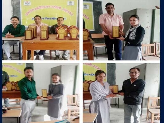 राजकीय महाविद्यालय जखोली में आयोजित निबंध एवं भाषण प्रतियोगिताओं में कोमल सकलानी एवं अनीषा राणा रहे अव्वल