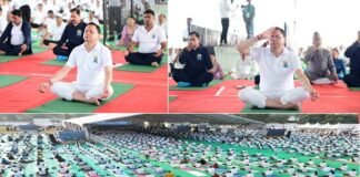 अंतर्राष्ट्रीय योग दिवस पर मुख्यमंत्री ने बनबसा में किया सामूहिक योगाभ्यास, योग को दैनिक जीवन का हिस्सा बनाने का किया आह्वान