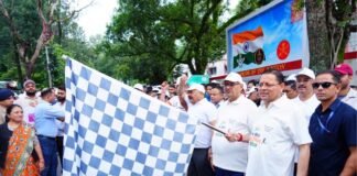 मुख्यमंत्री ने ‘रन फॉर कारगिल हीरोज’ मैराथन को दिखाई हरी झंडी, शौर्य स्थल पर पुष्पचक्र अर्पित कर शहीदों को दी श्रद्धांजलि