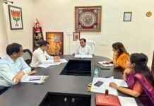 शिक्षा मंत्री ने समीक्षा बैठक में अधिकारियों को लगाई फटकार, शिक्षकों की पदोन्नति और स्थानांतरण प्रक्रिया में तेजी लाने के निर्देश Samagra Shiksha budgetUtilize on time.