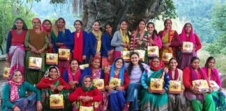 आस्था से आत्मनिर्भरता तक: केदारनाथ की महिलाओं ने गढ़ी नारी शक्ति की नई पहचान