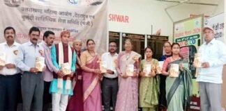 बाल कवि कार्तिक तिवारी की पुस्तक ‘बालपन’ का गोपेश्वर में विमोचन, 101 कविताओं में संस्कृति, पर्यावरण और विज्ञान का समावेश