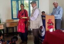 देवभूमि में सेवा और संकल्प की मिसाल बना पदमा देवी अमर देव नौटियाल चैरिटेबल ट्रस्ट, जरूरतमंदों को बांटी आर्थिक सहायता Padma Devi Amar Dev Nautiyal Charitable Trust