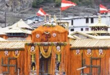 बद्रीनाथ में बना आस्था का नया कीर्तिमान, यात्री संख्या के सभी पुराने रिकॉर्ड टूटे, पहली बार पहुंचे 17.79 लाख से अधिक श्रद्धालु