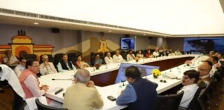 बुद्धिजीवियों से संवाद में मुख्यमंत्री ने साझा की उत्तराखण्ड के विकास की प्राथमिकताएं