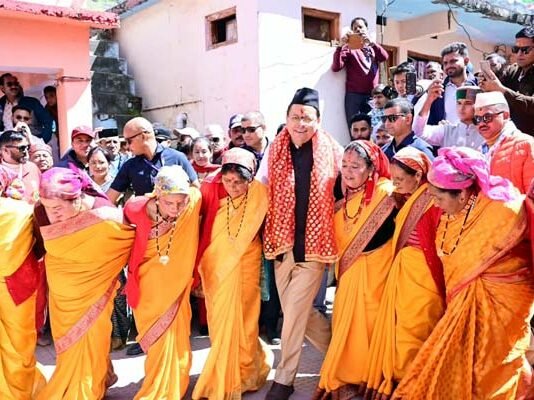 देवभूमि की लोक संस्कृति हमारी पहचान, नई पीढ़ी को जड़ों से जोड़ना हम सभी की सामूहिक जिम्मेदारी : मुख्यमंत्री