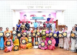 सरकार महिला सशक्तिकरण के लिए समर्पित: पुष्कर सिंह धामी
