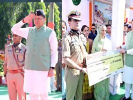 मुख्यमंत्री ने पुलिस स्मृति दिवस पर शहीद जवानों को दी श्रद्धांजलि, परिजनों को किया सम्मानित Police Commemoration Day