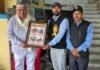 वीरेंद्र जुयाल ने वीर पुरिया नैथाणी राजकीय इंटर कॉलेज पुरियाडांग के छात्र-छात्राओं से किया संवाद