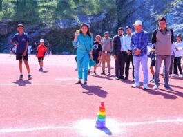 सांसद खेल महाकुंभ-2026: रांसी स्टेडियम पौड़ी में रही पारंपरिक खेल पिट्ठू की गूंज
